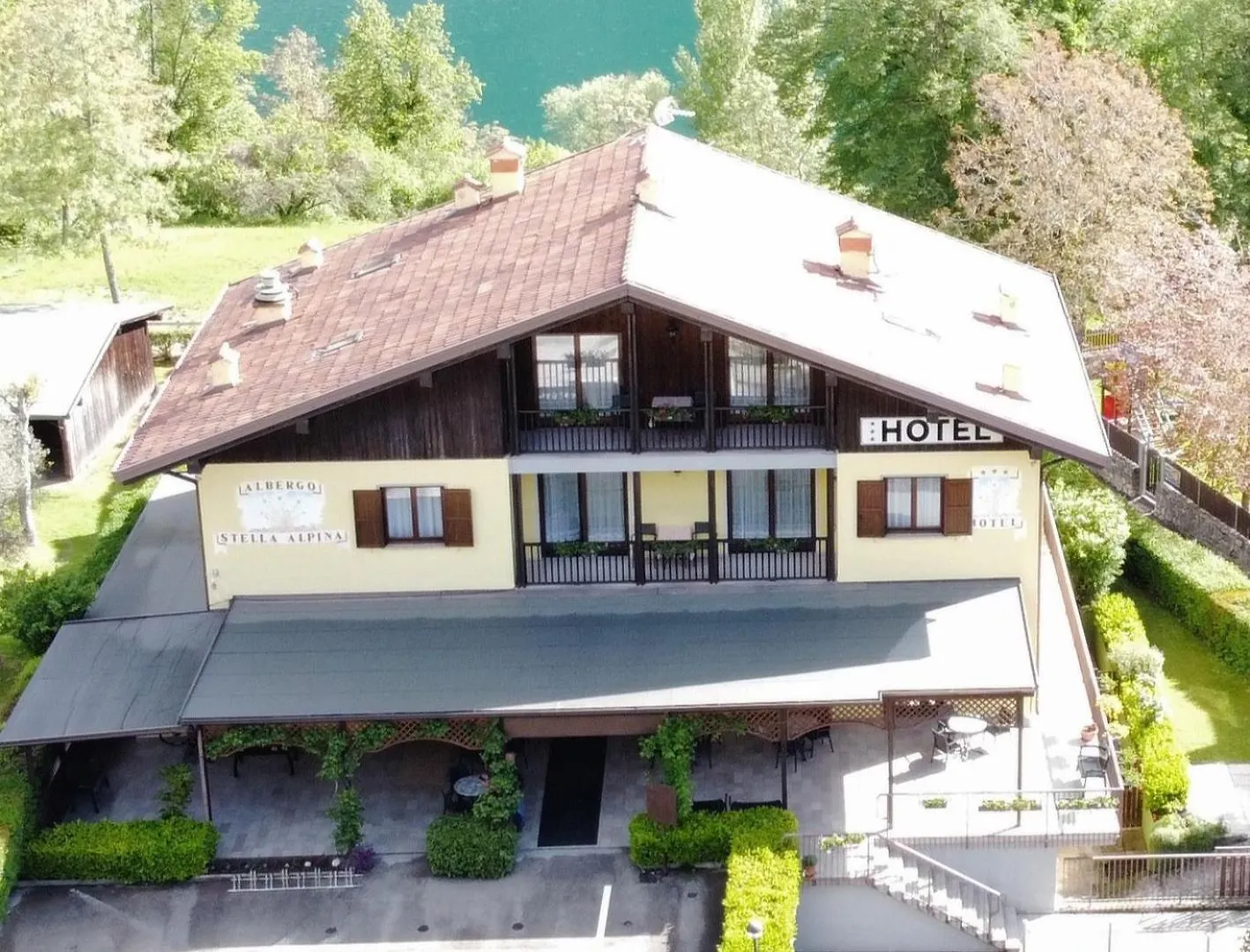 Albergo Stella Alpina Tenno