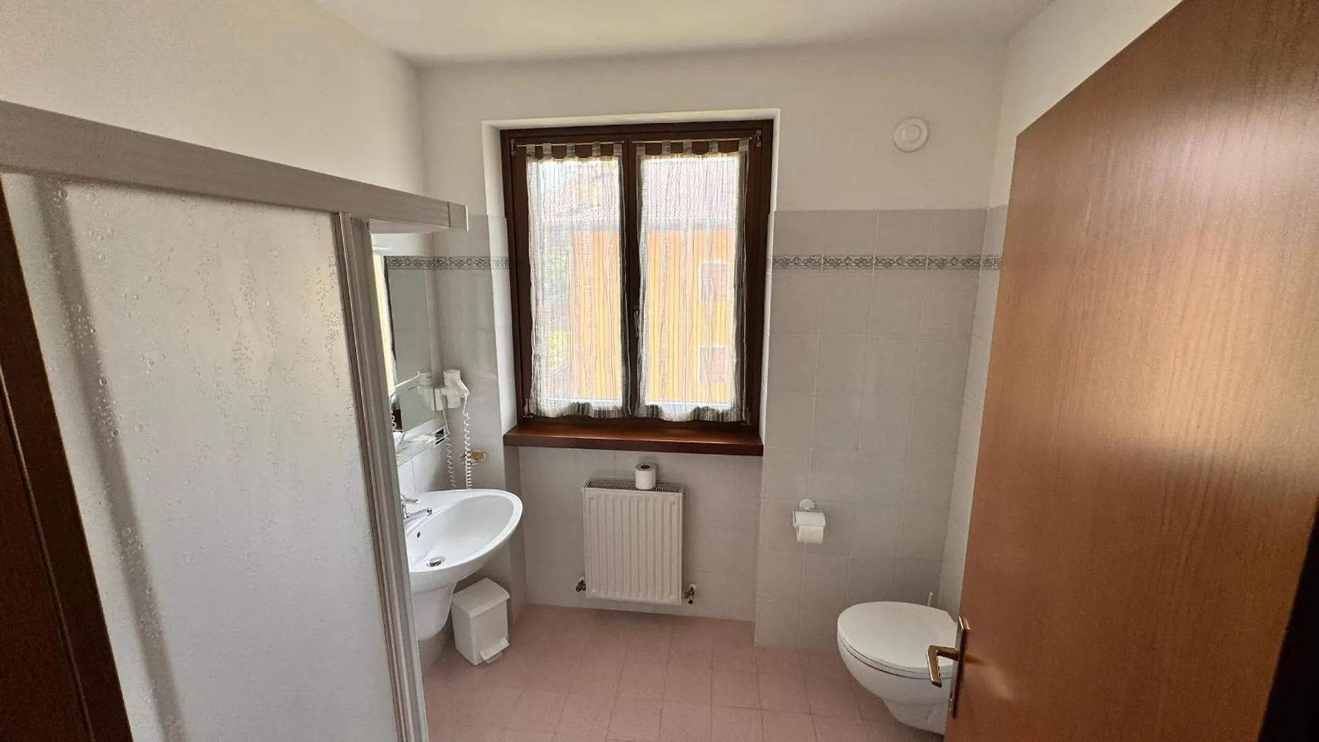 *** Hotel Albergo Stella Alpina Tenno Italy