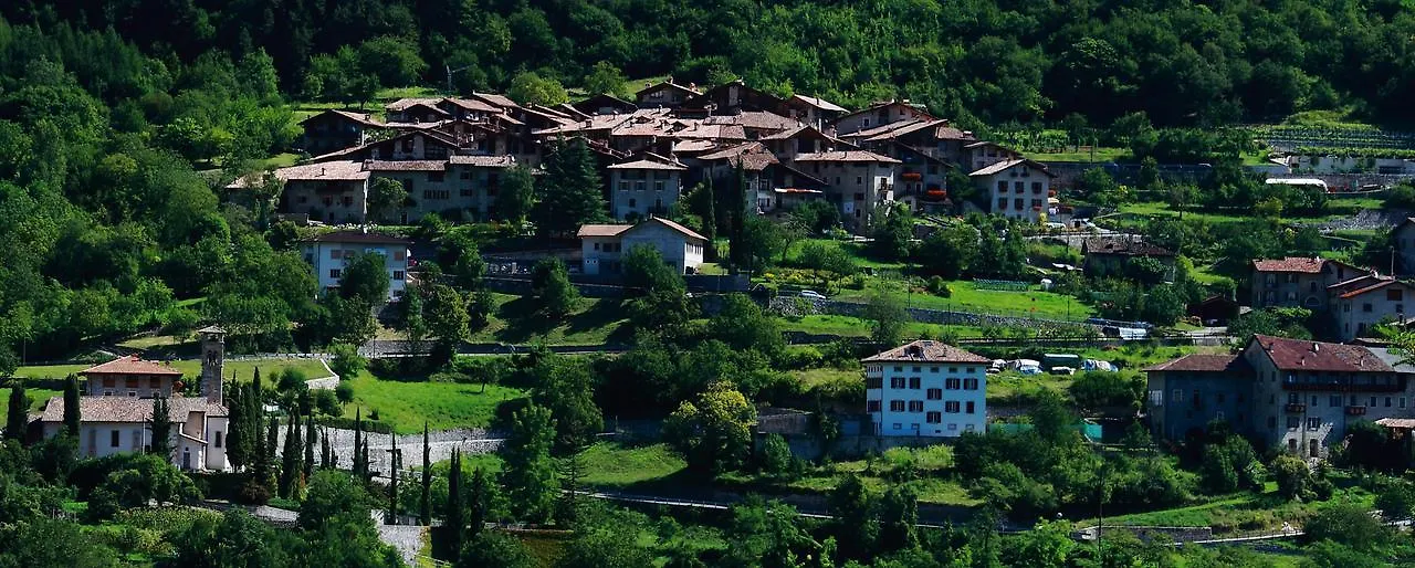 Albergo Stella Alpina Tenno Hotel